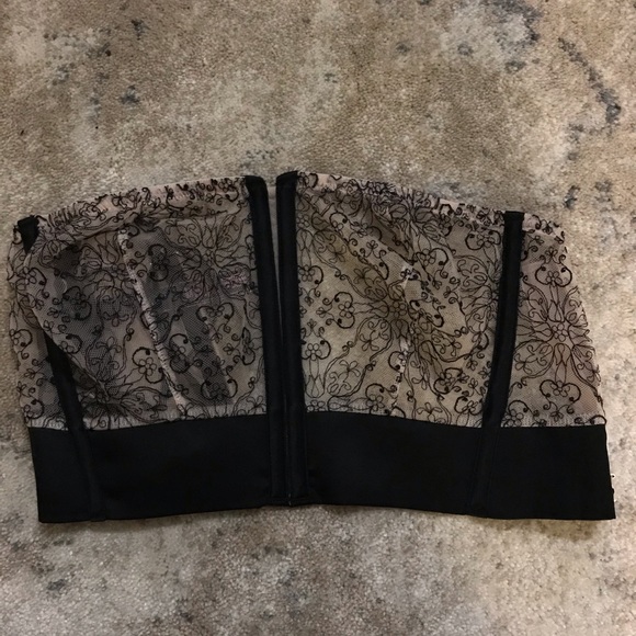 Victoria’s Secret Very Sexy Embroidered Bustier - Picture 4 of 6